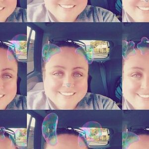 Meet your Posher, Valerie